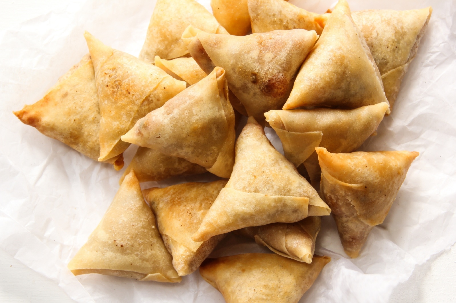 サモサ 世界の食べ物用語辞典